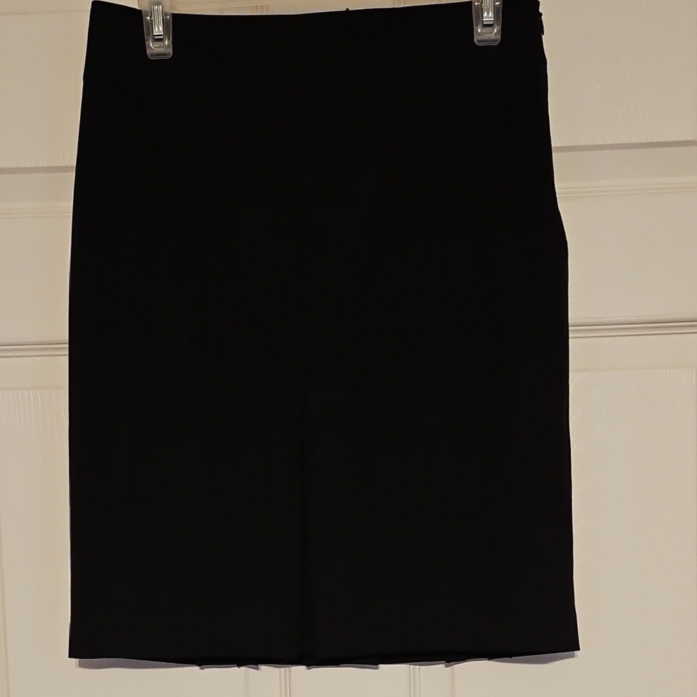 The Limited PERFECT Travel Suit Skirt -  Blue Pinstripe on Black